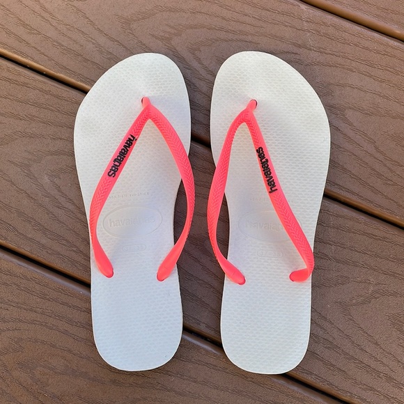 Havaianas Shoes - *Like New* Size 7/8 Havaianas Slim Flip Flops